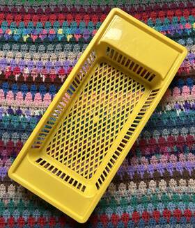 3790 Action Industries Inc Vintage Yellow Plastic Over The Sink Strainer Dish Dryer Mid Century
