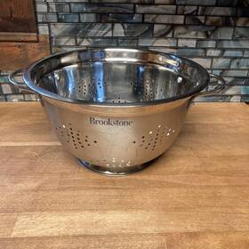 Brookstone 709996862592 8 Quart Colander Stainless Steel Large Pasta Strainer 12 Inch In Brookstone 709996862592 8 Quart Colander Stainless Steel Large Pasta Strainer 12 Inch In