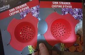 Cooking Concepts 195464186015 2 Sink Strainers Red