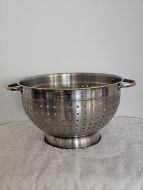 Cuisinart Scc-480-1 Stainless Steel Strainer Colander 8 Quart