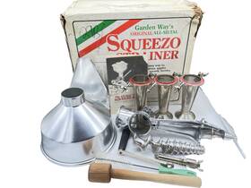 09412 Garden Way Squeezo Vintage Original All Metal Iii Strainer By #09412 Complete