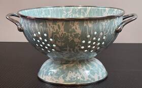 Gl27 Golden Rabbit 3 Quart Enamelware Sea Glass Swirl Medium Colander #gl27
