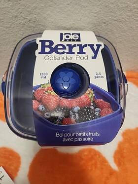 Joie 067742405531 Berry Colander Pod 2.5 Pint Capacity Blue New Joie 067742405531 Berry Colander Pod 2.5 Pint Capacity Blue New