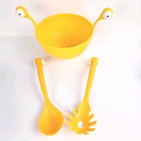 Ot872 Ototo Spaghetti Pasta Monster Kitchen Strainer And / Salad Server