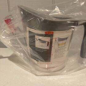 11273200 Oxo Good Grips 4 Cup / 1 Liter Fat Separator Measure Strainer For Meats Turkeys