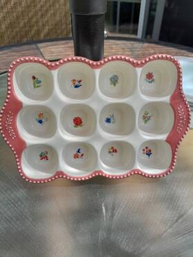 Pioneer Woman 808608054391 Celia Stoneware Egg Holder Coral 6x9x1.5 Inches Holds 12 Eggs