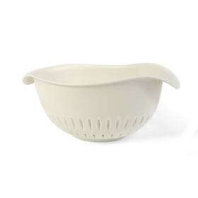 Preserve 631740470008 Colander 1.5 Quart Capacity White Preserve 631740470008 Colander 1.5 Quart Capacity White