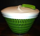Sal-100 Progressive Prepworks Salad Spinner. Ratchet Euc