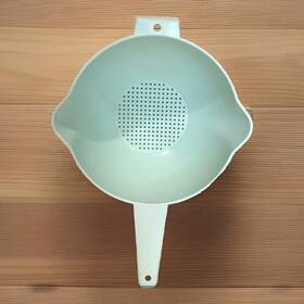 1523-8 Tupperware Vintage Colander Strainer #1523-8 Mint Green 1960s Mcm Euc
