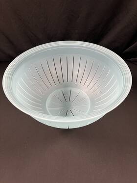 3097e-2 Tupperware New Impressions Colander - Wash / Rinse Strain Drain Light Blue