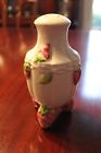 Unbranded Powdered Sugar Shaker Strawberries Desserts Baking Kitchen Porcelain Pre Unbranded Powdered Sugar Shaker Strawberries Desserts Baking Kitchen Porcelain Pre