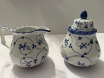 Creamer-sugar Blue/white Ginger Jar Style. Euc. Fixed Price $25.99.