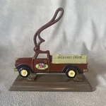 Vtg Chestnut Creek Cracker Cast Iron Old Truck Houston Harvest. Fixed Price $17.00.