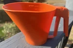 Vintage Rubbermaid Hand Held 3-CUP Sifter Orange Heavy Duty Plastic 2748 (GG6). Fixed Price $12.00.