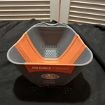 Kitchen Maestro Collapsible Hands-free Silicone Colander/strainer. Fixed Price $17.64.