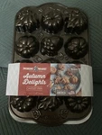 Nordic Ware Platinum Collection Bundt Tea Cake/candy Mold Cast Aluminum New. Fixed Price $7.00.