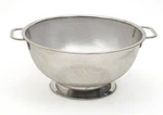 Stainless Steel Colander 5QT Heavy Duty Strainer Bowl Kitchen Pasta Fruit Drain. Fixed Price $25.99.