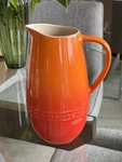 Le Creuset Stoneware Pitcher/vase 1.6 Flame Red Orange Second Choix Nwt. Fixed Price $55.00.