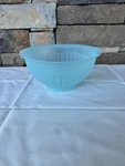 Tupperware Impressions Strainer Colander 10" Light Blue #3097. Fixed Price $12.99.