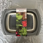 Brookstone Over The Sink Colander Expandable & Collapsible Bpa-free New W/ Tags. Fixed Price $15.00.