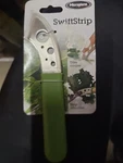 Microplane Swiftstrip Herb / Kale Stripper & Trimmer. Fixed Price $15.00.