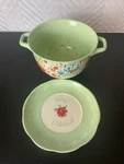 Pioneer Woman Floral Green Berry Strainer Underplate Fruit Colander Bowl 2 Pc. Fixed Price $34.99.