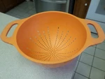 Kitchenaid Vintage Footed Orange Colander Strainer 6" Deep 10" Dia W/ Handles. Fixed Price $29.99.