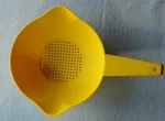 Vintage Tupperware Quart Small Size 1200-4 Yellow Strainer Colander Usa Vgc. Fixed Price $8.00.