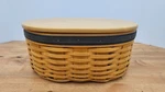 Longaberger Collectors Club Harmony Basket No 1 With Lid Retired. Fixed Price $39.99.
