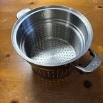 Oneida Immaculate 8QT Pasta Insert 18/10 Stainless Steel Strainer Colander Steam. Fixed Price $13.51.