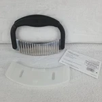 Pampered Chef 1089 Crinkle Cutter Wavy Chopper With Blade Guard. Fixed Price $11.56.