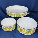 New Vtg Mcm Avocado Green Enamelware Skillet Set Of 3 Fry Pan Pots Nos Tulips. Fixed Price $79.95.