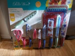 The Pioneer Woman Classic Charm 20-PIECE Cutlery Set-new In Sealed Package. Fixed Price $79.99.