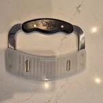 Pampered Chef Mezzaluna Stainless Steel Rocking Food Chopper W/ Blade Cover. Fixed Price $9.99.