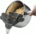 Silicone Pot Side Strainer Clip-on Kitchen Drainer For Vegetables & Noodles. Fixed Price $6.99.
