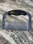 Pampered Chef Crinkle Cutter Hand Chopper Stainless Steel 1063 Retired -ab. Fixed Price $6.80.