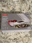 Oxo Softworks Vegetable Kitchen Prep Chopper Gadget Easy-pour Opening 2.5 Cup. Fixed Price $16.99.