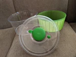 Oxo Softworks Salad Spinner Green Basket Pre-owned. Fixed Price $15.99.