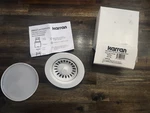 Karran Disposal Flange, White, New, Decorative Sink Accessories, Qdfrt. Fixed Price $15.00.