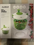 Basil & Kraft 5-QUART Salad Spinner Green White Clear Easy Clean Food Safe. Fixed Price $19.50.