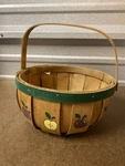 Unique Round 1995 Abc Distributing Weaved Apple Decor Basket With Handles 9X5. Fixed Price $10.99.