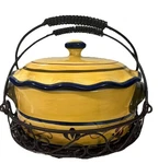 Home Garden Party Casserole Baking Dish With Metal Carry Basket Handles. Fixed Price $31.16.