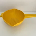 Tupperware 1523-1 Yellow Plastic Colander Strainer Qt Handle Spout Vintage. Fixed Price $22.98.