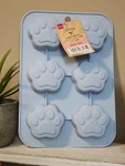 Daiso Silicone Baking Mold Pan Dog Pet Paw Prints. Fixed Price $19.99.