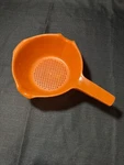 Rubbermaid Kitchen Strainer Pasta Spaghetti # 2930 Orange Retro Vintage Read. Fixed Price $6.30.