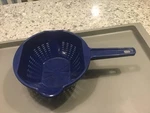 Vintage Arrow Plastics Blue 1 Qt Strainer Colander Dual Spouts With Handle. Fixed Price $9.86.