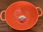 Farberware Plastic Mini Colander Strainer Orange 6 Inches With Handles New. Fixed Price $8.99.