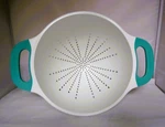 Kitchenaid Strainer Colander Large 5 Quart Deep Two Teal Handles. Fixed Price $24.99.