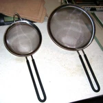 Set Of 2 Oneida Stainless Steel Strainers, 13" And 16". Fixed Price $14.42.