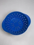 Tovolo Blue Melamine Colander Strainer Kitchen Tool. Fixed Price $15.00.